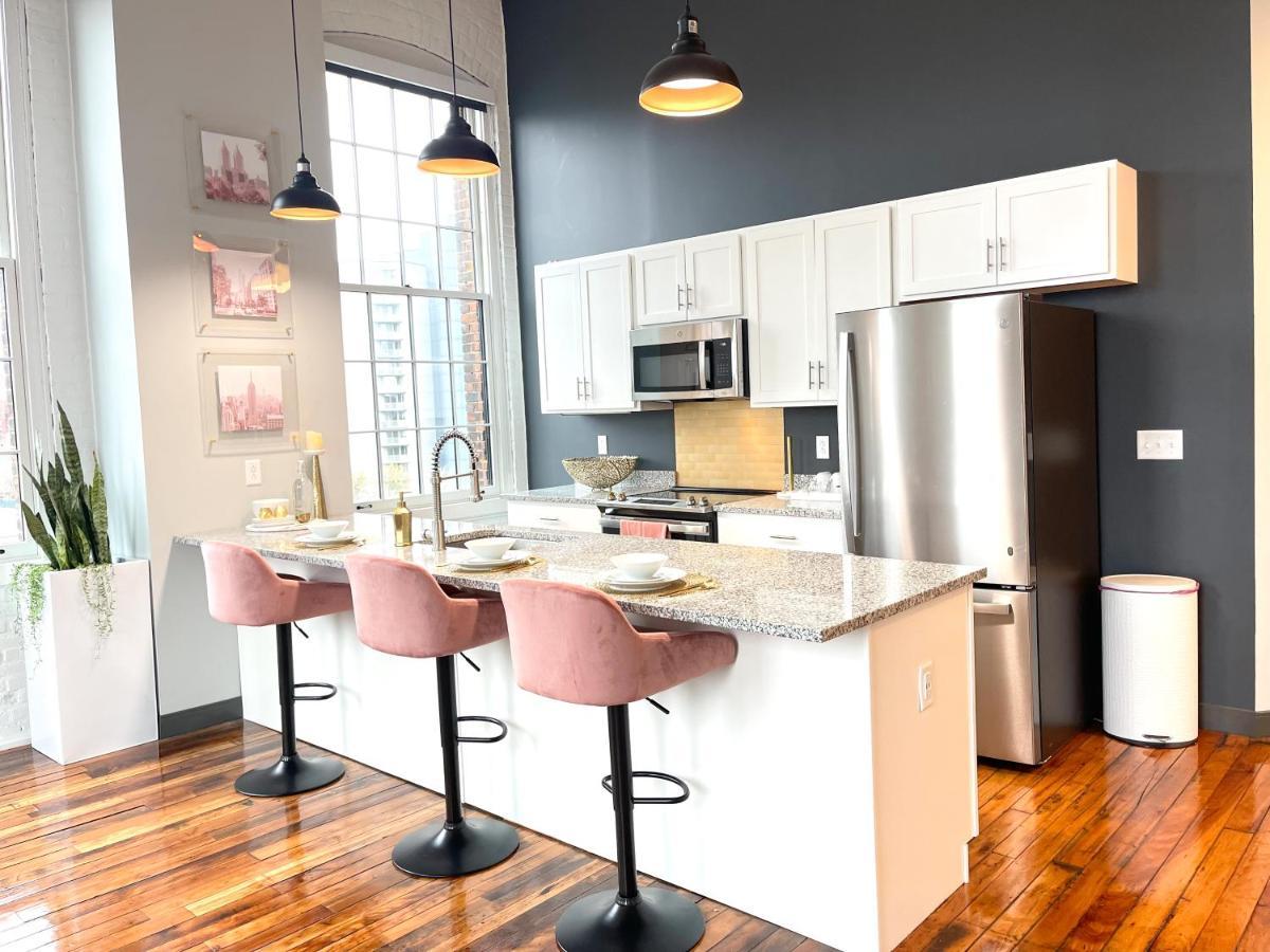 2Br 2Br Le Chateau 505 Lux Penthouse In A Historic Building Utica Luaran gambar