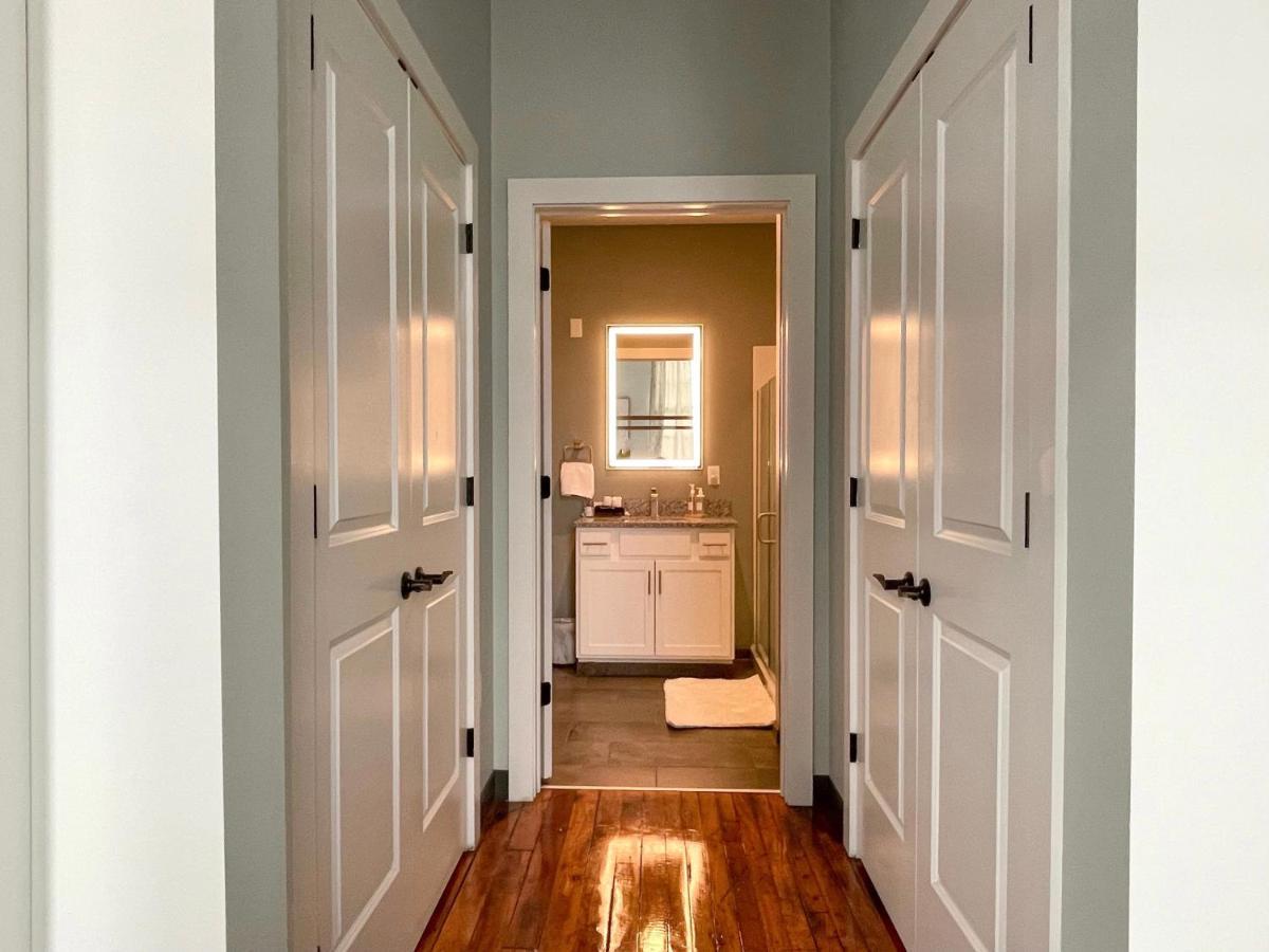 2Br 2Br Le Chateau 505 Lux Penthouse In A Historic Building Utica Luaran gambar